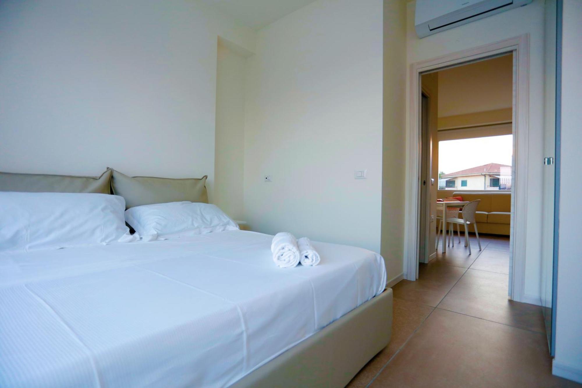 Aparthotel Path House - Etna & Sea View Riposto Pokoj fotografie